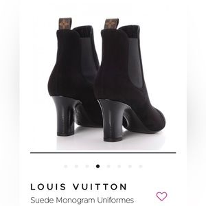 LOUIS VUITTON Suede Boots